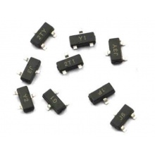  MAXIM(美信) 芯片 贴片微处理器 MAX3078EESA 封装:SOIC-8_150mil PN:MAX3078EESA+T