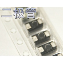  ADI(亚德诺) 视频音频接口芯片 贴片微处理器 ADV7180BCPZ-REEL 封装:LFCSP-40 PN:ADV7180BCPZ-REEL