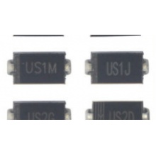  chilisin(奇力新) 贴片磁珠 17Ω ±25% @100MHz 封装:0603 PN:PBY160808T-170Y-N