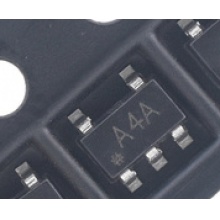  EVERLIGHT(台湾亿光) 贴片光耦 EL852S1 停产 封装:贴片-4 PN:EL852S1